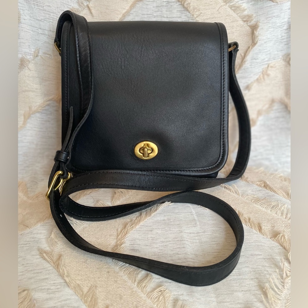 Coach Black Leather Shoulder Bag